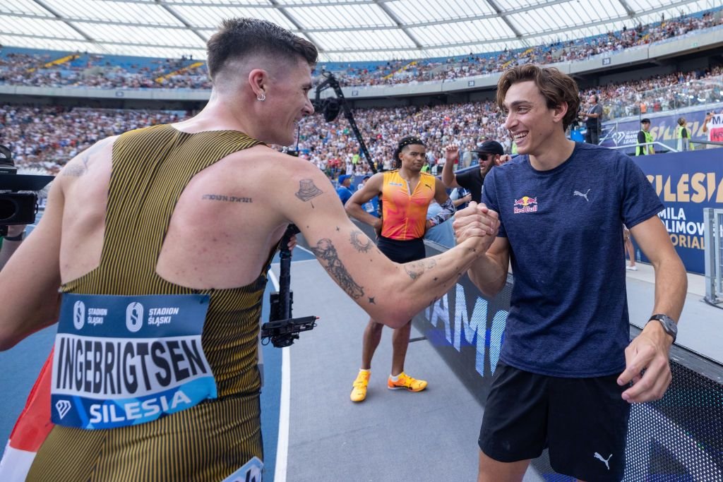 Un norvegian a pulverizat cel mai vechi record mondial din atletism!_4