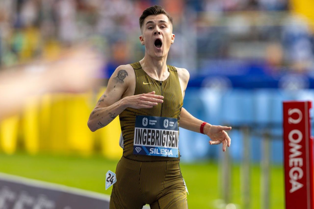 Un norvegian a pulverizat cel mai vechi record mondial din atletism!_5