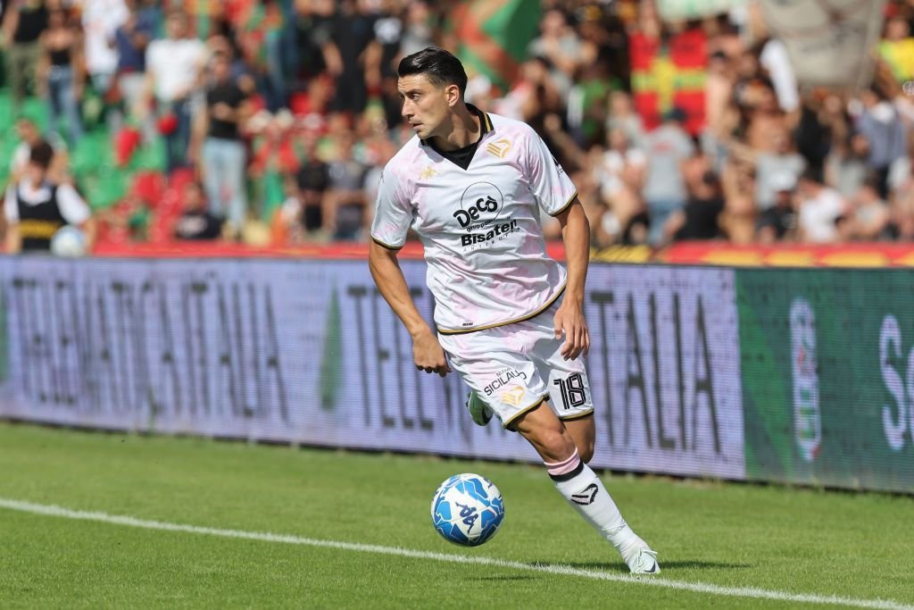 După ce a fost aproape să semneze cu Rapid, Salvatore Sirigu a devenit coleg cu Ionuț Nedelcearu la Palermo_2