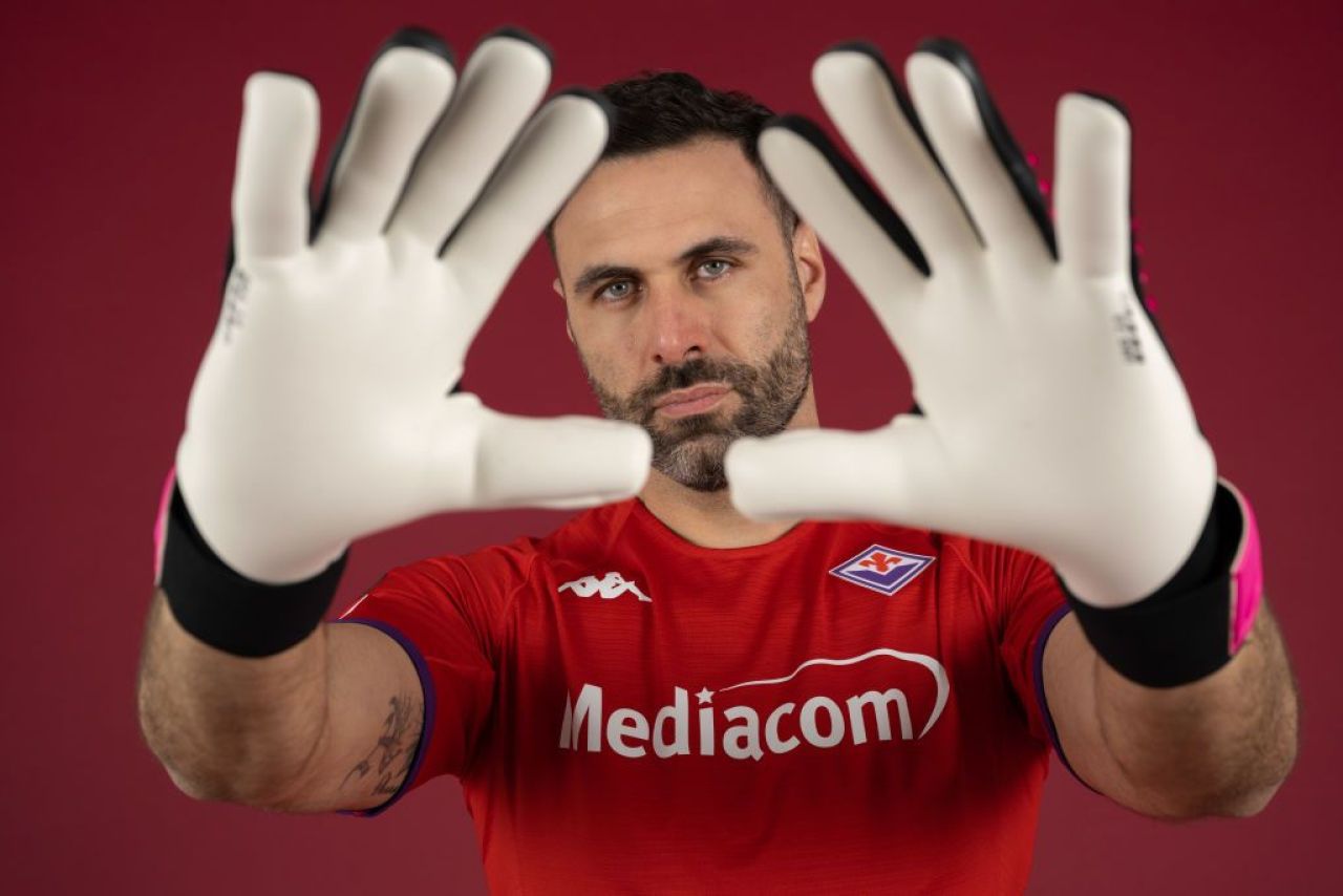 După ce a fost aproape să semneze cu Rapid, Salvatore Sirigu a devenit coleg cu Ionuț Nedelcearu la Palermo_1