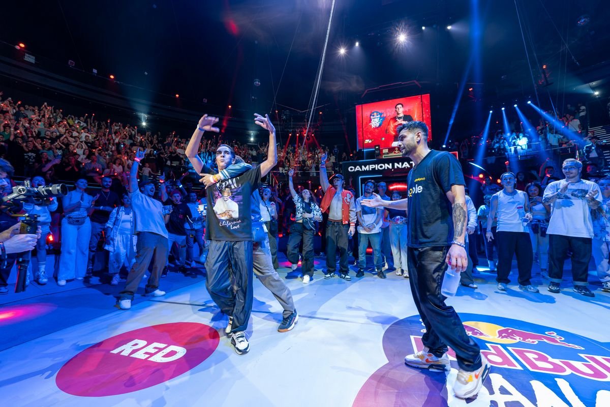 Piața George Enescu din București devine sâmbătă scena de dans la Red Bull Dance Your Style_3