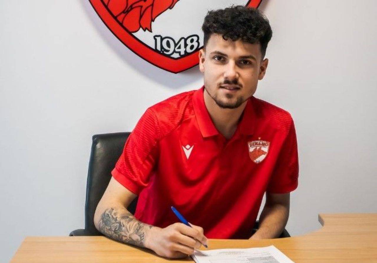 Încă un Dănciulescu la Dinamo! Cine este Gezualdo Dănciulescu, care a înscris în Liga de Tineret în 2-2 cu Farul Constanța: ”Banda stângă este a lui”_1