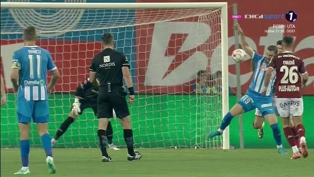 Repriză grea pentru Istvan Kovacs! Un penalty controversat acordat Craiovei și altul anulat Rapidului la VAR_5