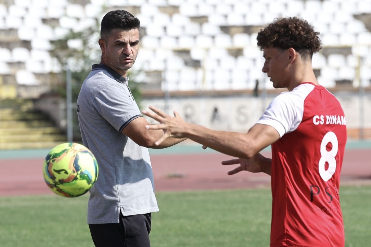 Ce a făcut Florin Bratu la debutul în campionat pe banca tehnică a lui CS Dinamo. Derby-ul cu Progresul Spartac, decis în minutul 3_3