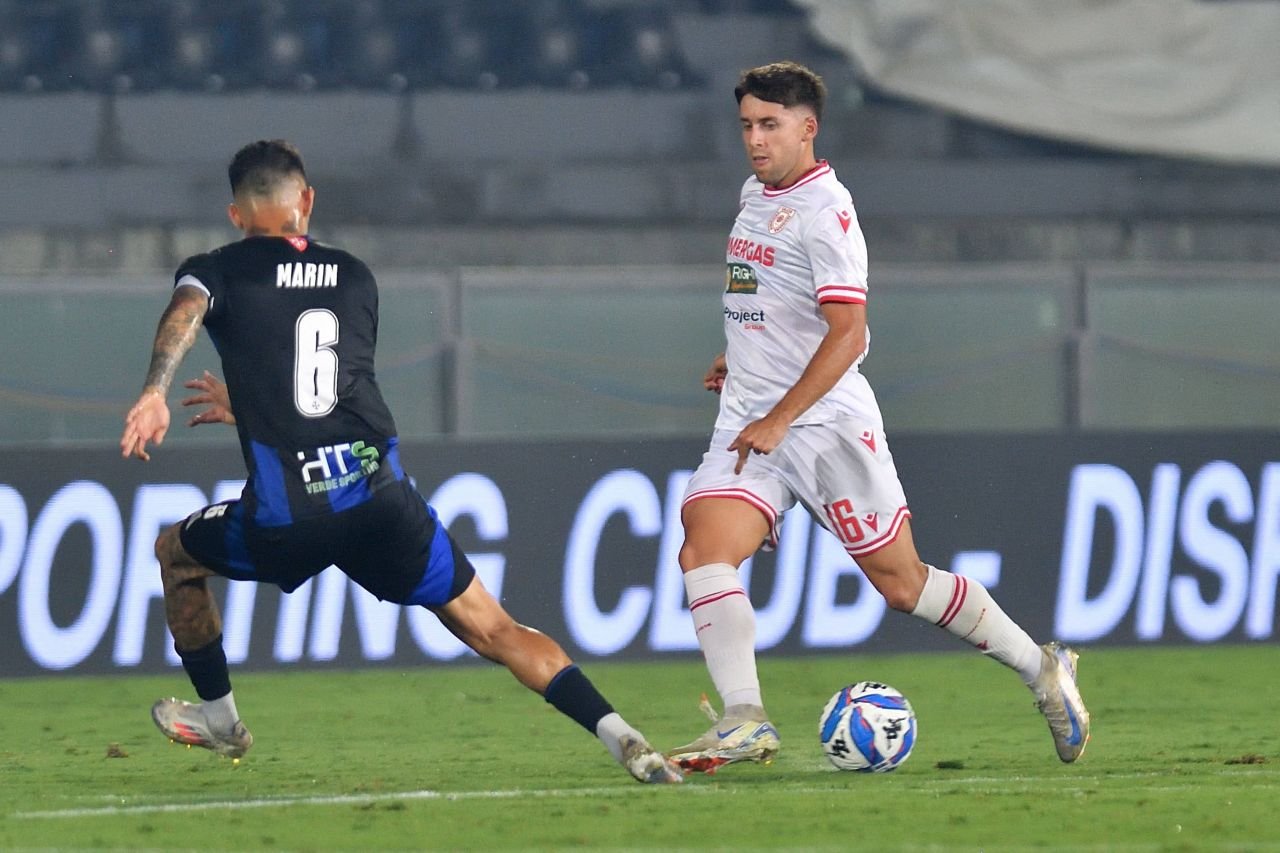 Zi excelentă pentru Marius Marin: căpitan, assist, MVP și primul loc în Serie B: 
