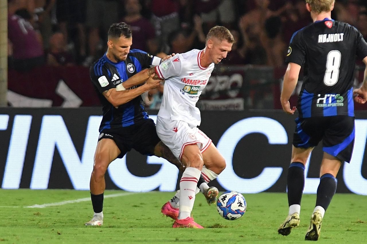 Zi excelentă pentru Marius Marin: căpitan, assist, MVP și primul loc în Serie B: 