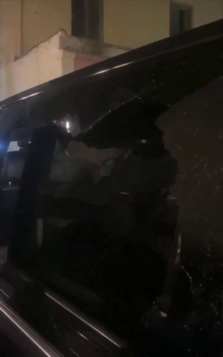 Le-a stricat seara lui Mihăila și Dennis Man iar după meci a fost jefuit și amenințat cu pistolul! Ce s-a întâmplat_2
