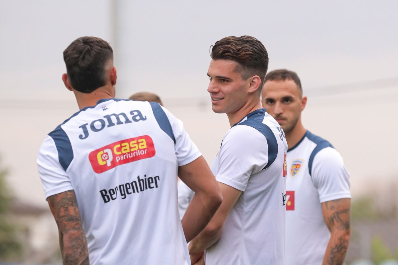 Schimbare de look! Ianis Hagi, primele imagini sub comanda lui Mircea Lucescu. Cum s-a prezentat