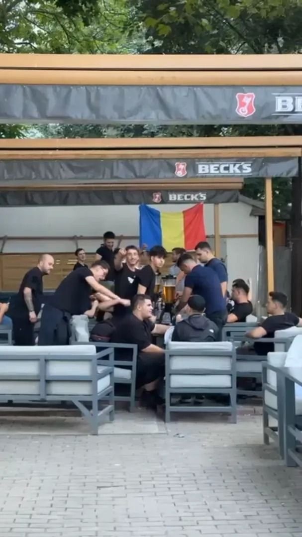 Scandal după victoria Petrolului cu FC Botoșani! Fanii ploieșteni s-au luat la bătaie cu jandarmii_14