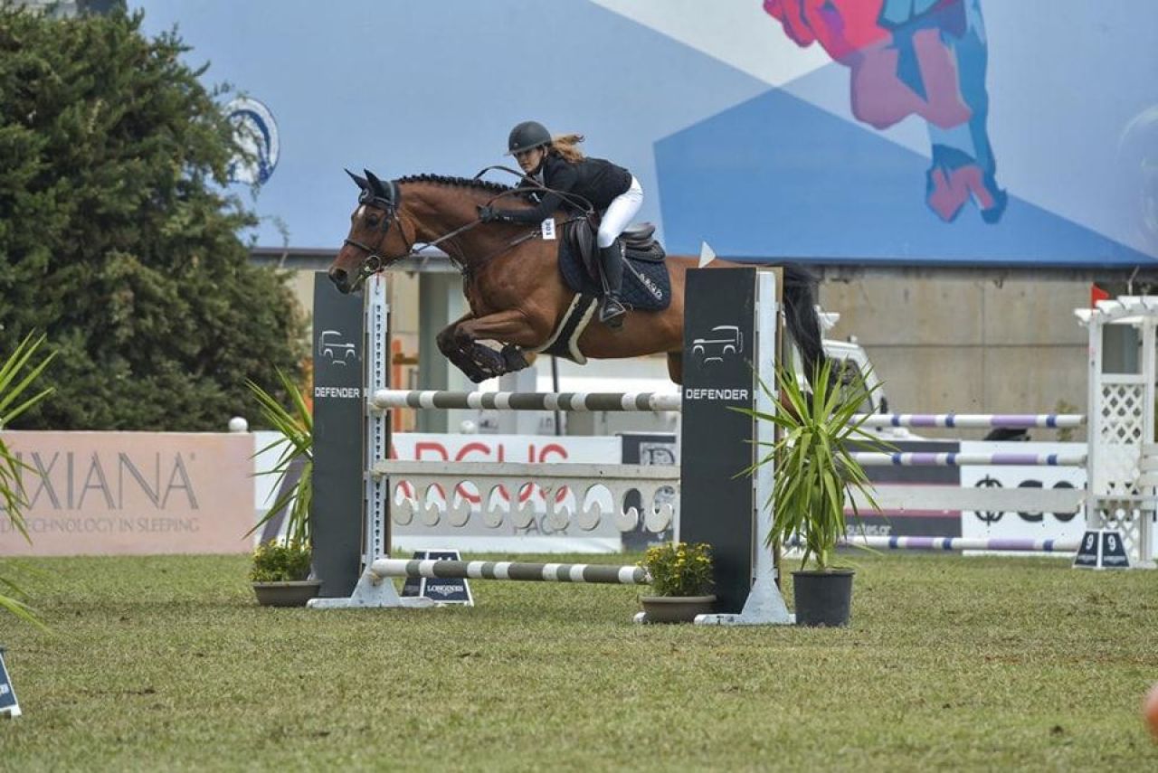 Daria Copos, fiica lui George Copos, e sportivă de performanță.