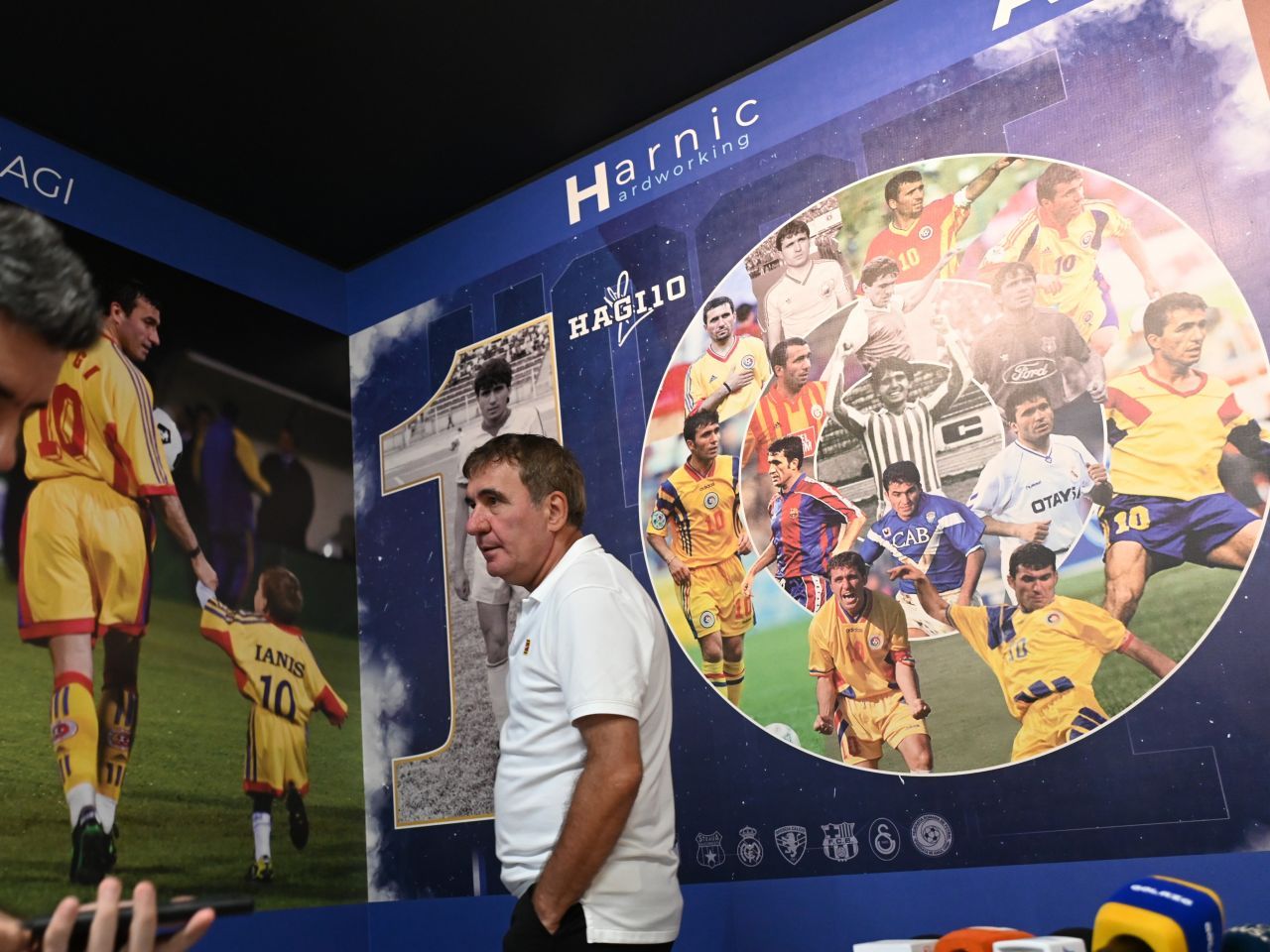 Academia Hagi,