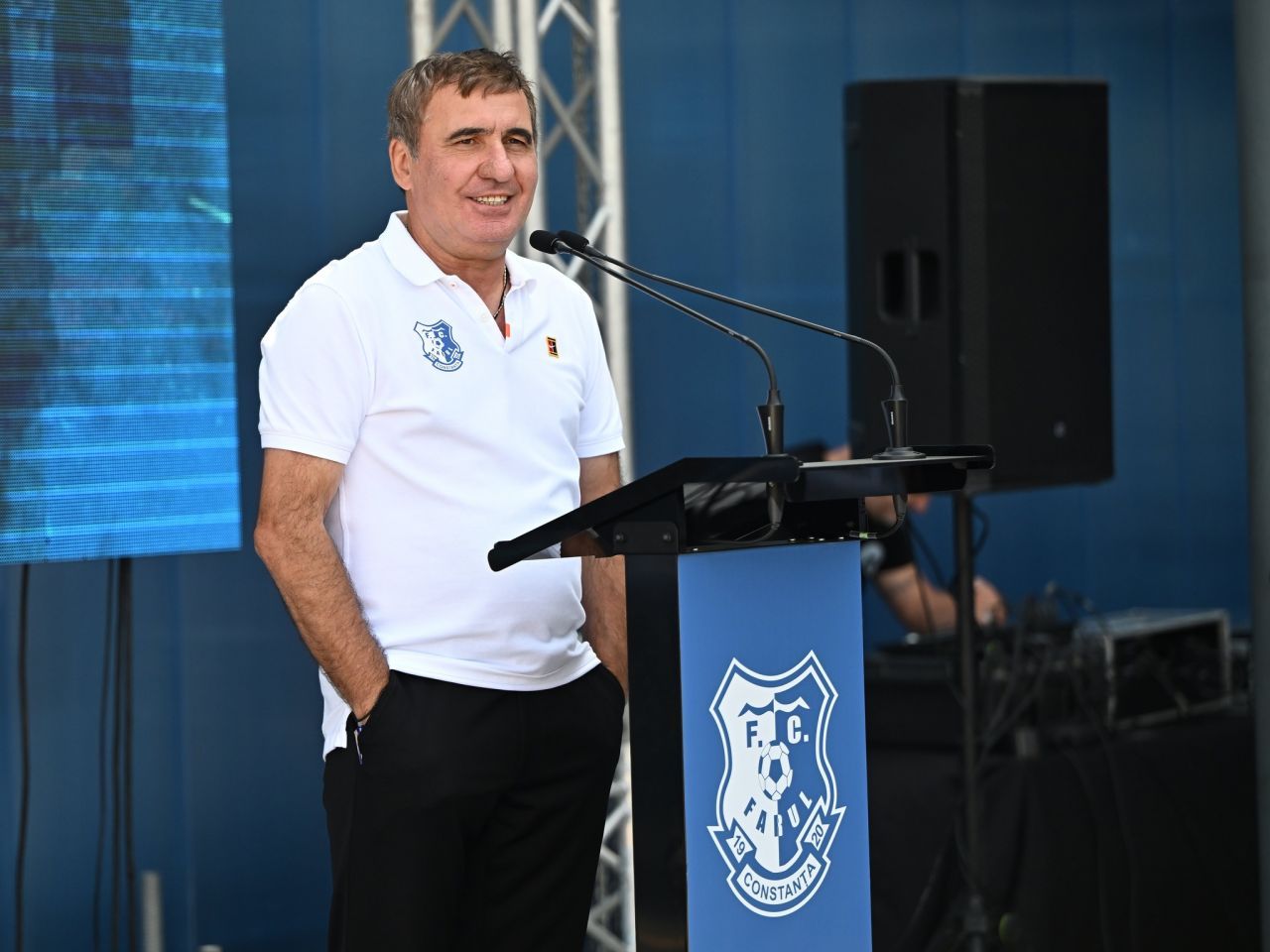 Academia Hagi,