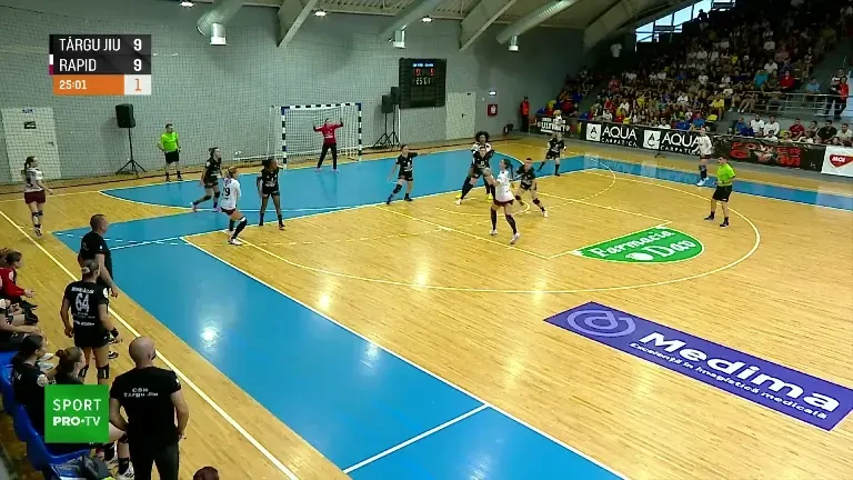 CSM T&acirc;rgu Jiu - Rapid: ultimele cinci minute din prima repriză