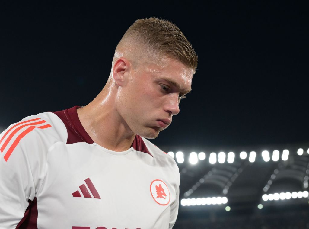 Ghinion pentru ucraineanul Artem Dovbyk. Ce s-a întâmplat cu atacantul cumpărat recent de AS Roma_1