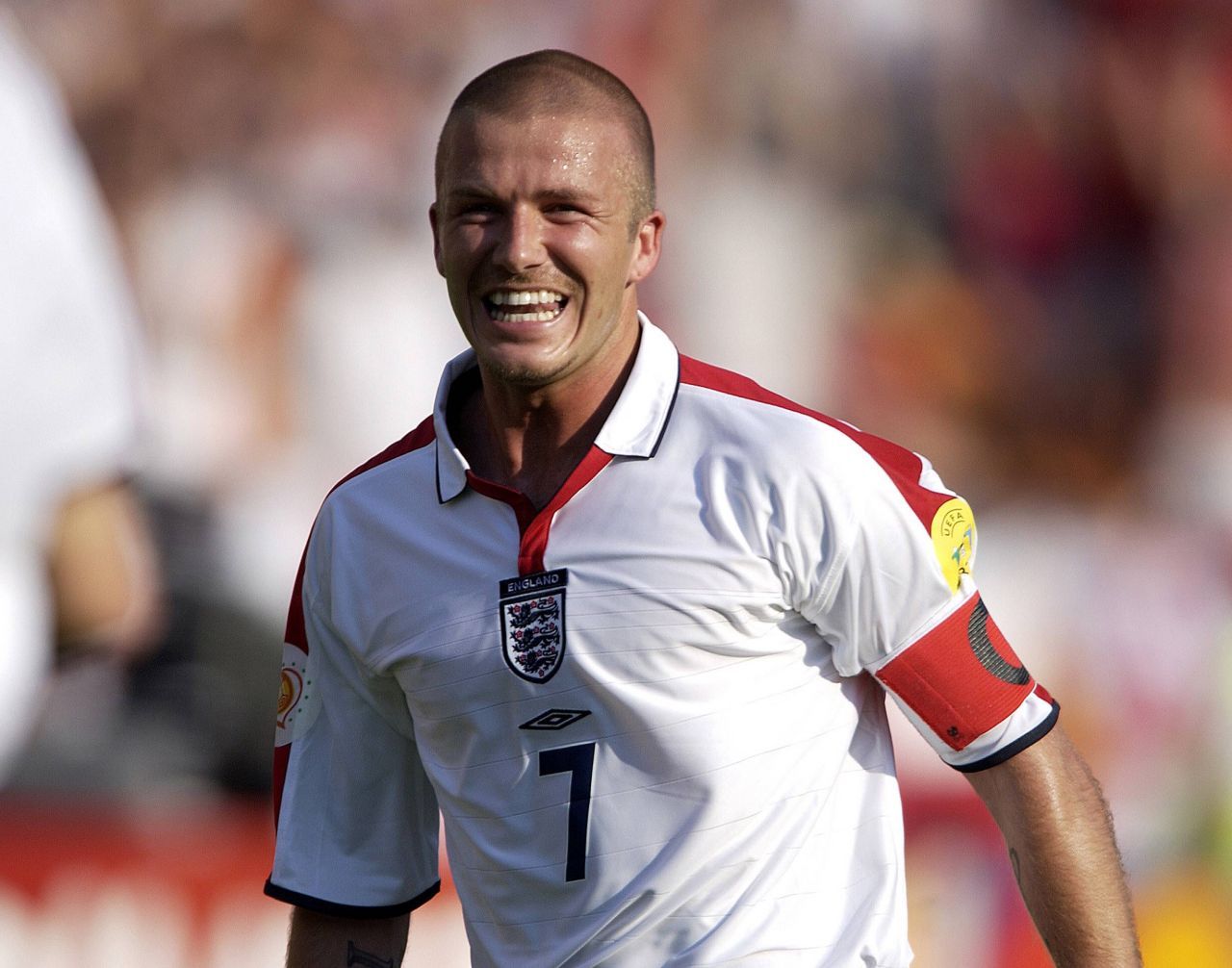 Jucam mai bine decât Beckham!