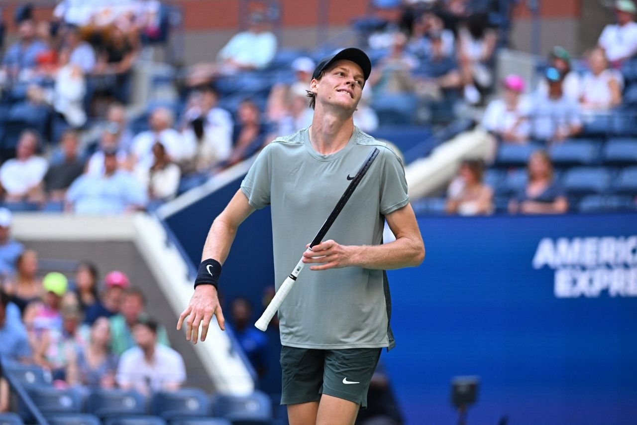 În mijlocul scandalului de dopaj, Jannik Sinner a câștigat un punct „de PlayStation” în semifinala US Open_4