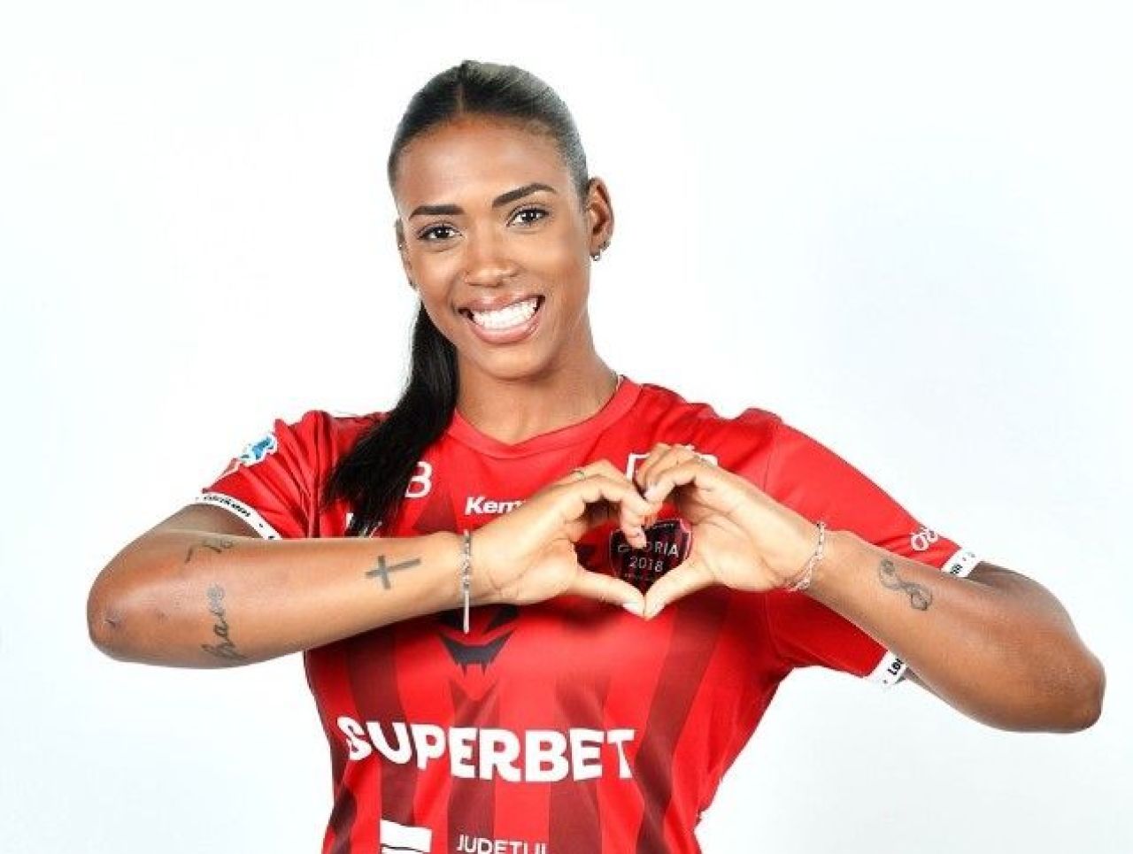 Gloria Bistrița-Năsăud - CSM București 30-26, în EHF Champions League! Ardelencele le-au spulberat visele europene