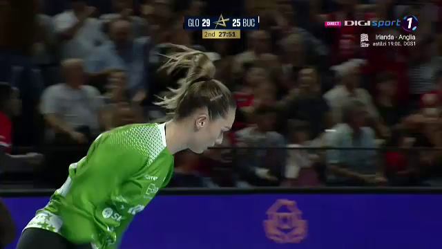 Gloria Bistrița-Năsăud - CSM București 30-26, în EHF Champions League! Ardelencele le-au spulberat visele europene 