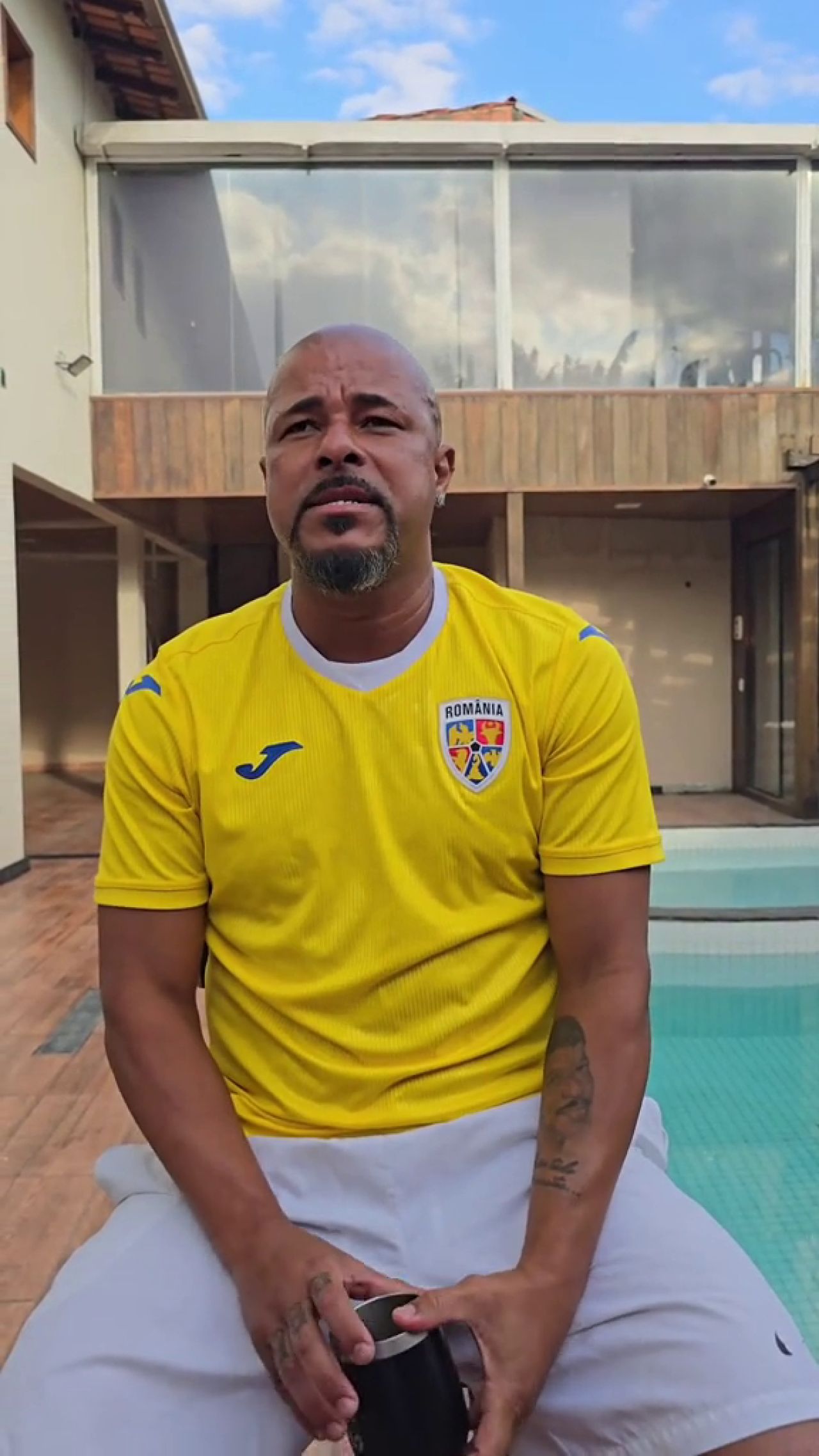 Doamnelor și domnilor, Wesley Lopes! Cu berea în brațe, cel mai iubit străin a spus tot: