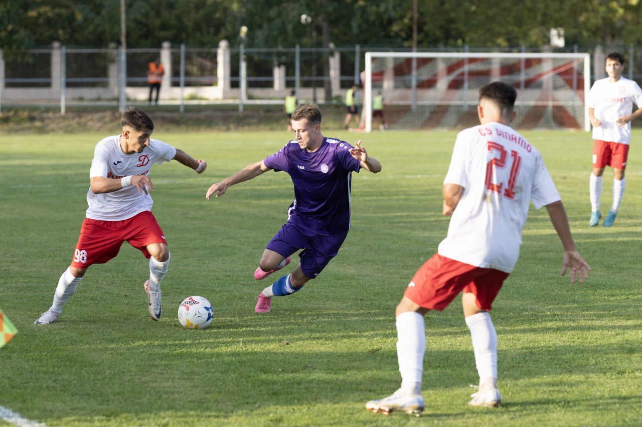 Debut cu gol la Dinamo pentru fotbalistul-minune care la 14 ani dobora recordul lui Nicolae Dobrin și juca la seniorii de la Viitorul Constanța!_9