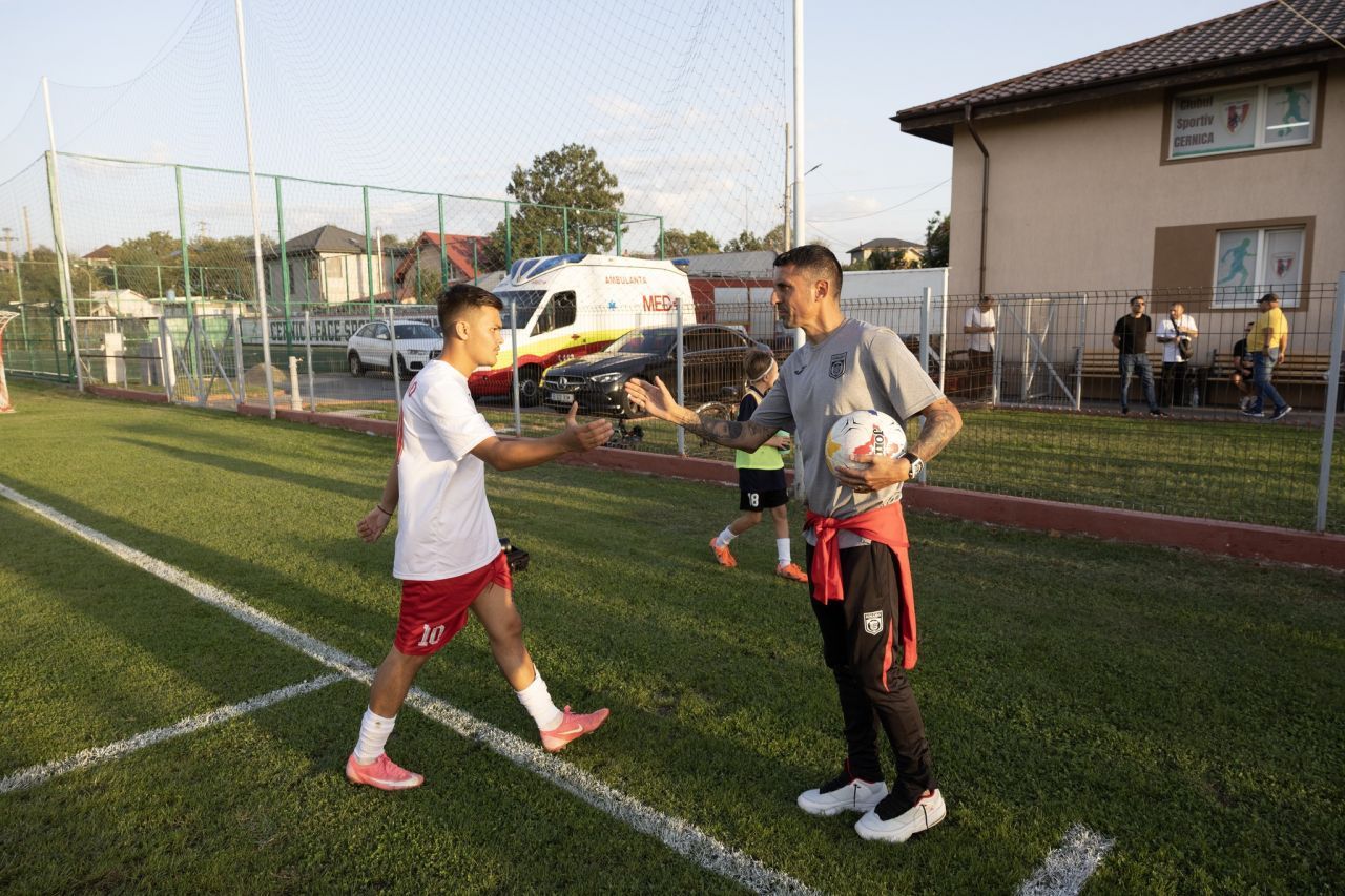 Debut cu gol la Dinamo pentru fotbalistul-minune care la 14 ani dobora recordul lui Nicolae Dobrin și juca la seniorii de la Viitorul Constanța!_19