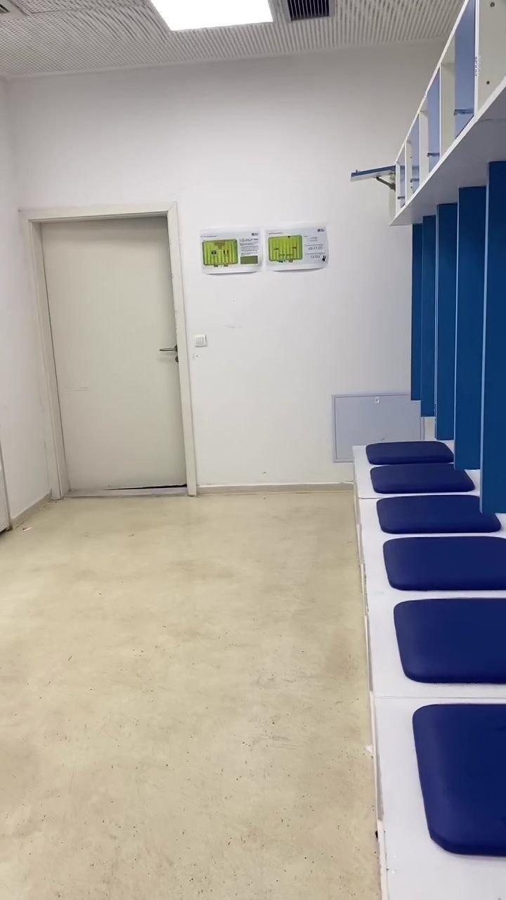 Reacția kosovarilor după ce au văzut cum a lăsat România vestiarul de la Priștina_2
