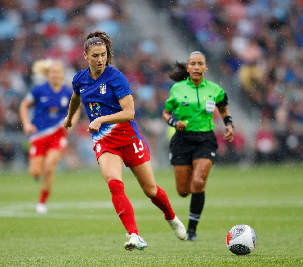 S-a retras Alex Morgan, fenomenul care a câștigat totul în fotbal, cu 224 de selecții și 123 de goluri la echipa națională!_8