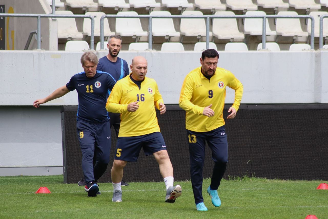 Fostul atacant de top care se ocupă de afaceri:
