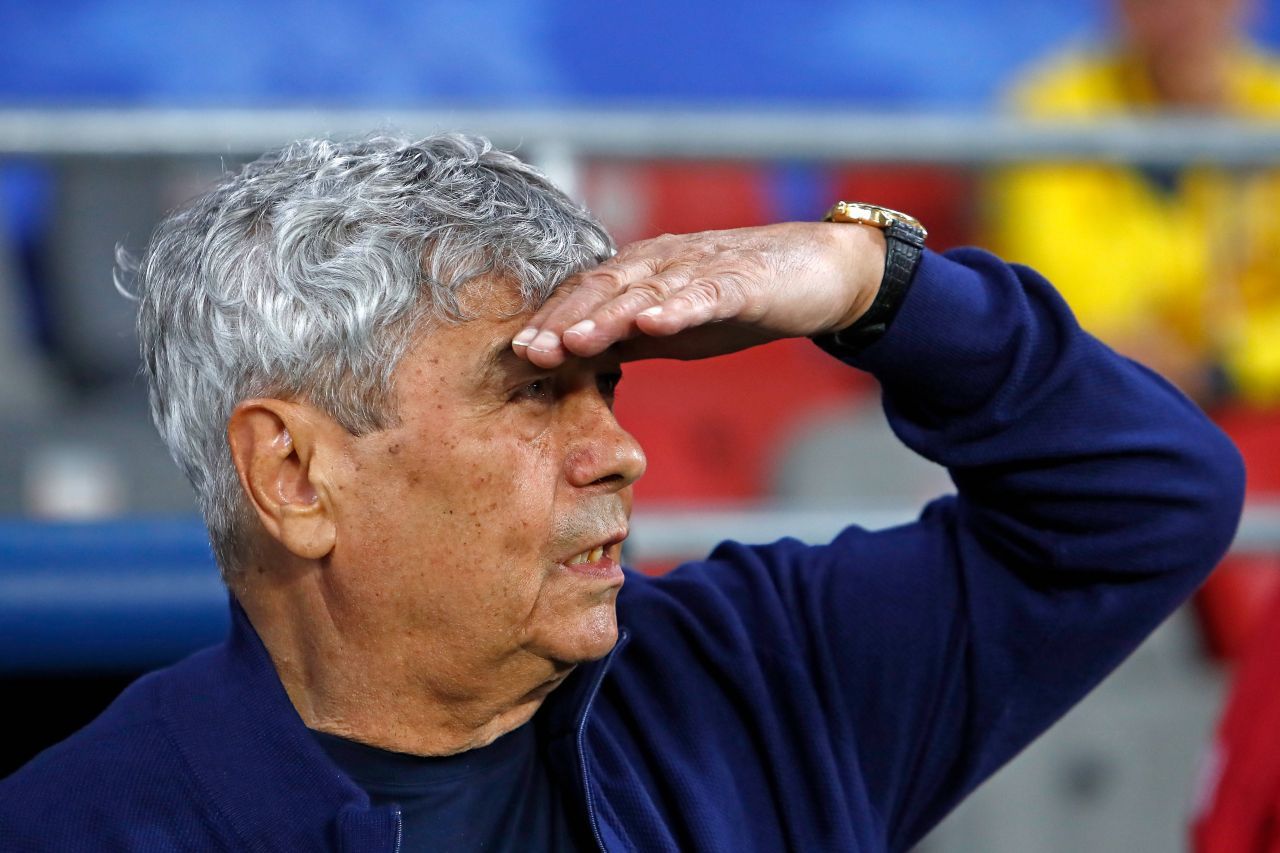 Unicul Mircea Lucescu: ”Nu s-a mai întâmplat vreodată în istoria fotbalului”! Recordul ”senzațional” stabilit de selecționerul României_1