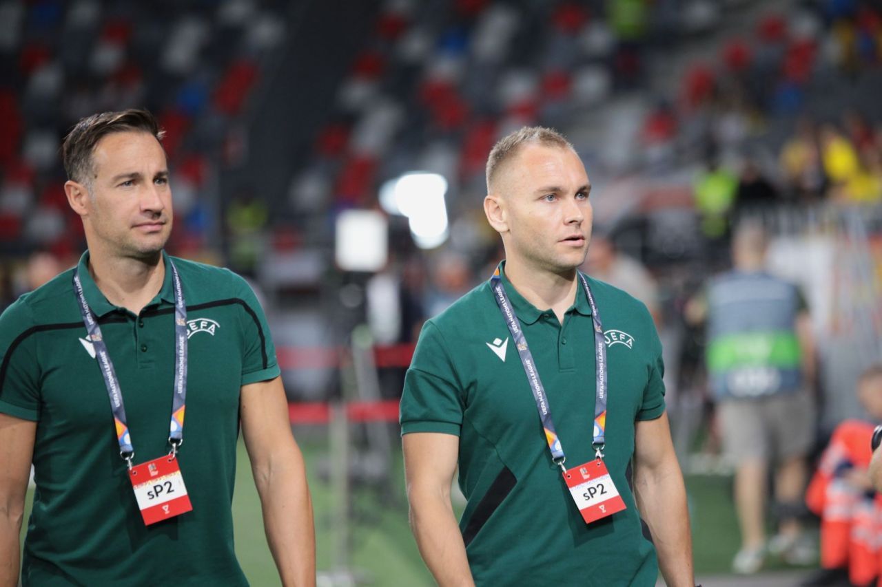 Ei sunt arbitrii care au salvat România de la un dezastru. Cei doi sloveni care și-au făcut treaba impecabil în Ghencea_1