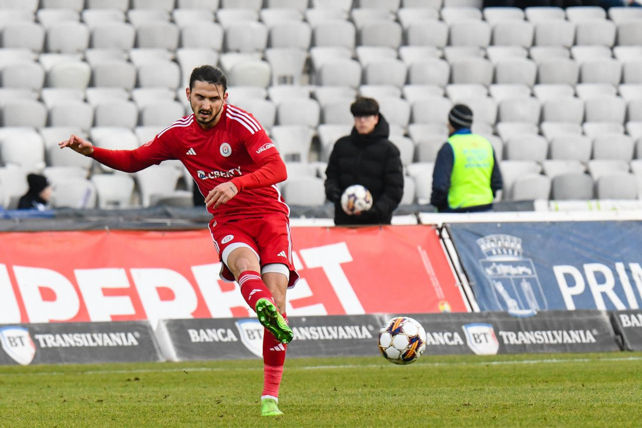 Codașa din Superligă, transferuri la foc automat! După David Lazar, Gloria Buzău a adus un campion al Sloveniei și un mijlocaș de la FC Hermannstadt