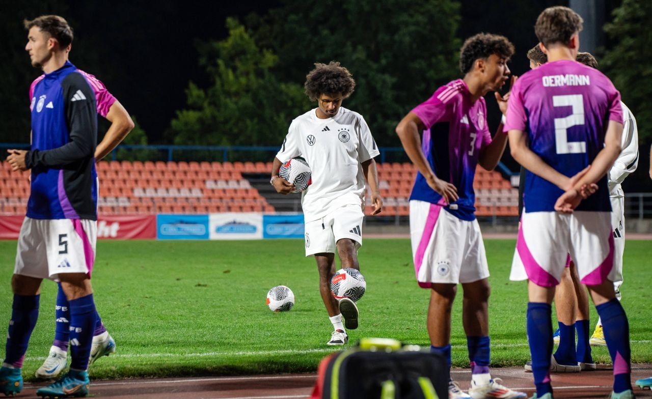 Scor neverosimil în preliminarii: 11 goluri marcate! Karim Adeyemi a luat mingea acasă_10