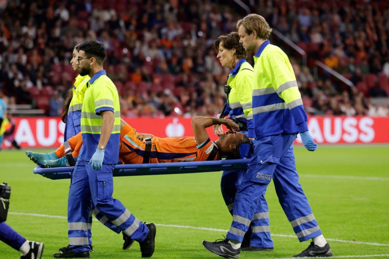 Lovitură pentru Manchester City! A ieșit în lacrimi de pe teren, iar accidentarea pare una serioasă _1