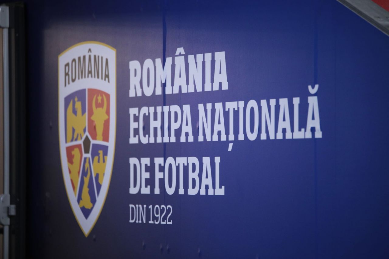 Laude pentru actuala echipă națională: