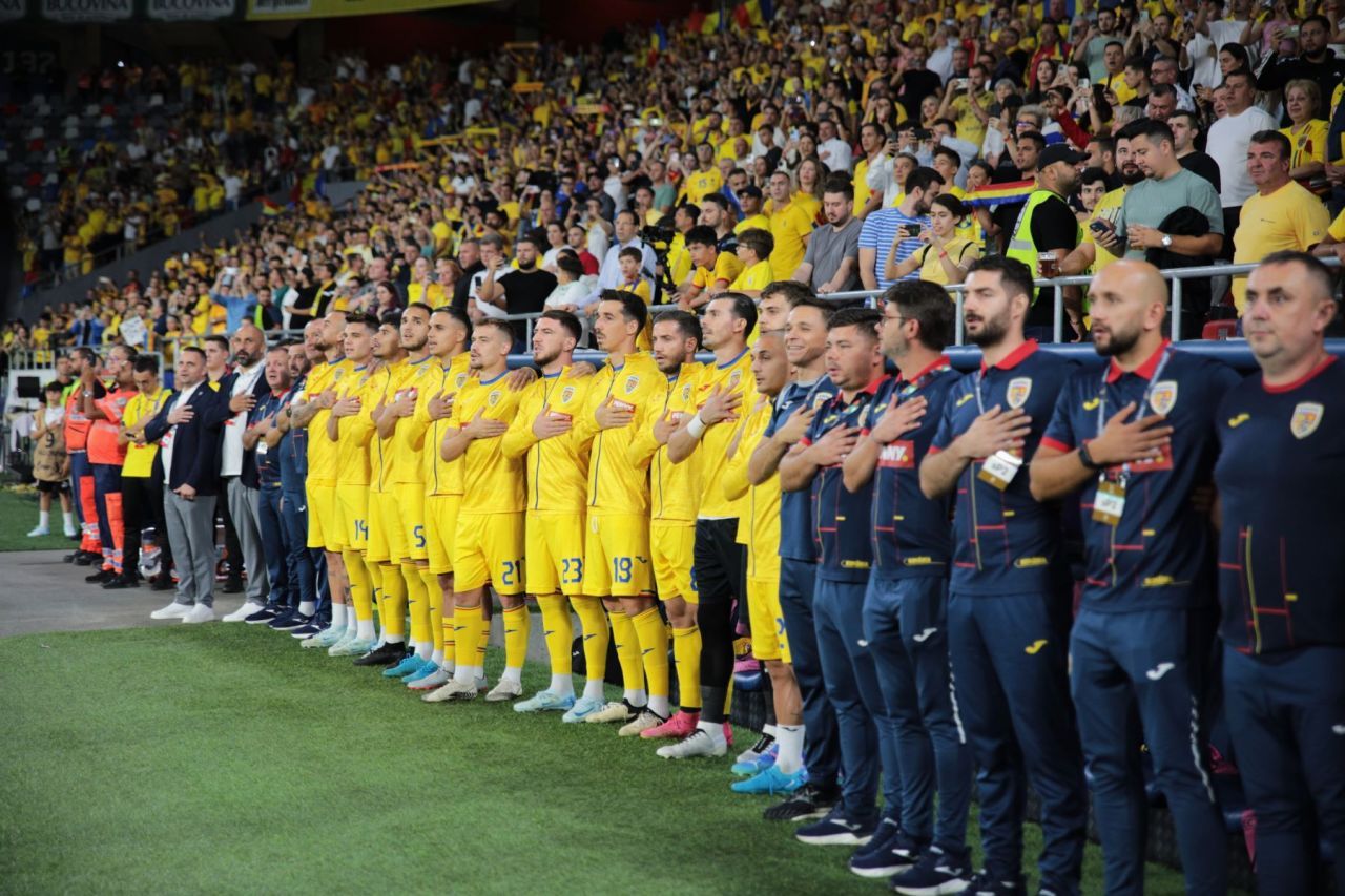 Laude pentru actuala echipă națională: