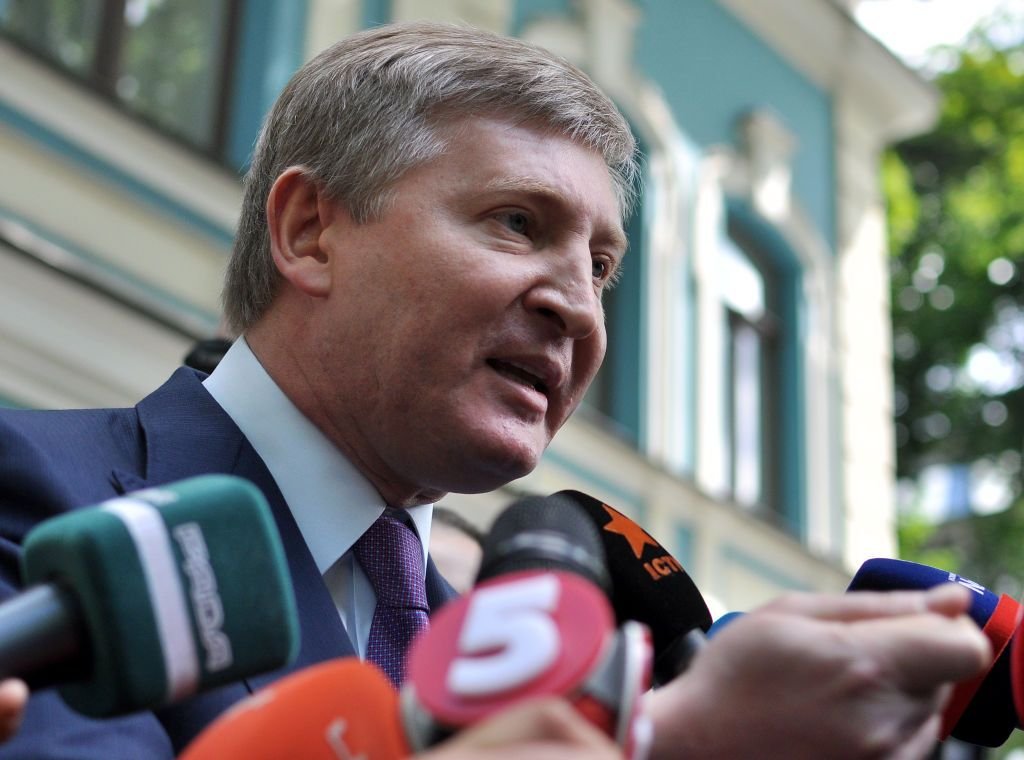 După ce Mircea Lucescu a devenit în mod surprinzător selecționer, Rinat Ahmetov își îndreaptă și el atenția către România!_3