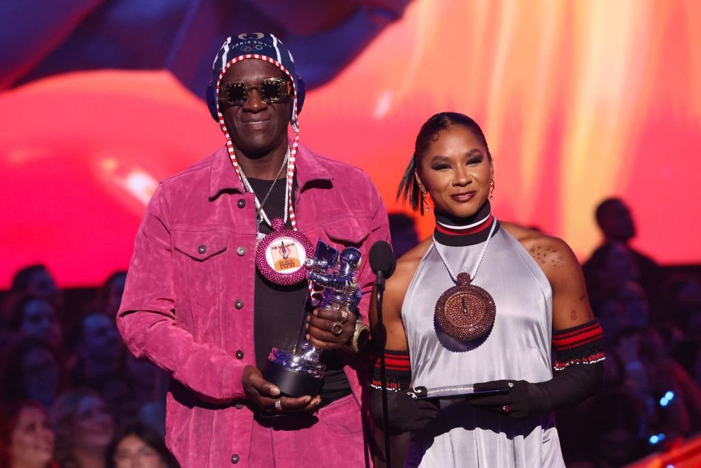 A făcut spectacol alături de Taylor Swift la MTV Music Awards. Apariție incendiară pentru Jordan Chiles_2