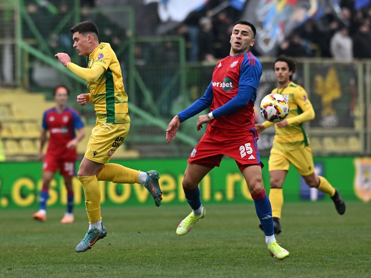 „Steaua trebuie să fie în prima ligă!” Transferat în Canada, fostul fundaș din Ghencea știe cum pot promova „militarii”_2