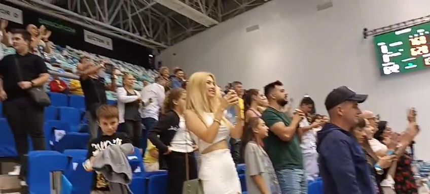 Apariție incendiară la Cupa Davis! Andreea Bălan a furat toate privirile în Sala Polivalentă_15