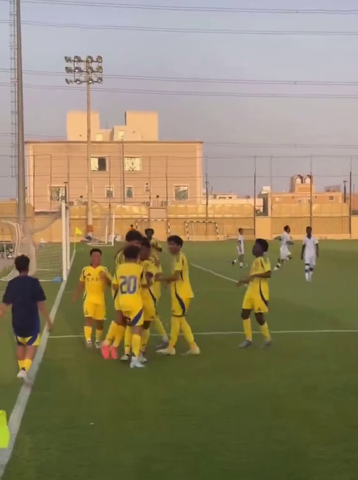 Așa tată, așa fiu! Cristiano Ronaldo Jr a înscris și a sărbătorit exact ca CR7_10