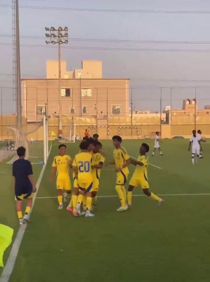 Așa tată, așa fiu! Cristiano Ronaldo Jr a înscris și a sărbătorit exact ca CR7_11