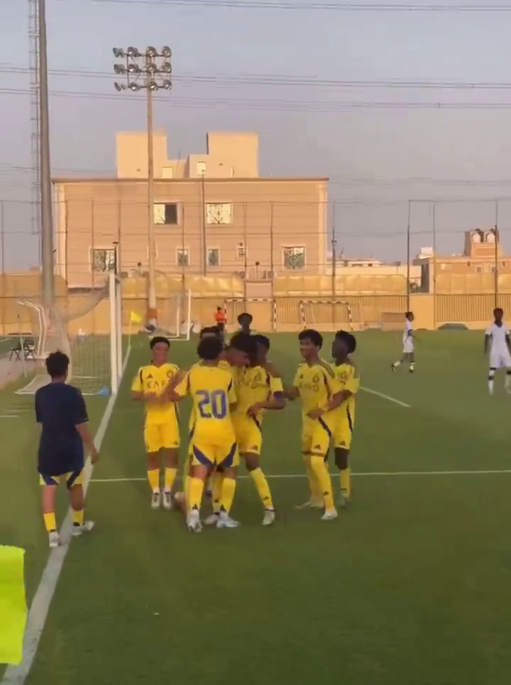 Așa tată, așa fiu! Cristiano Ronaldo Jr a înscris și a sărbătorit exact ca CR7_12