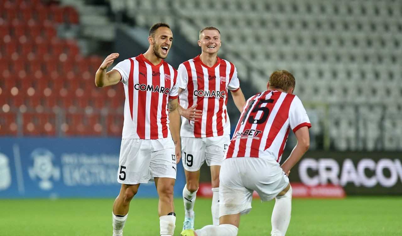 Virgil Ghiță e erou &icirc;n Polonia și speră la națională! Gol decisiv &icirc;n poarta lui Cojocaru, iar echipa sa urcă pe 2