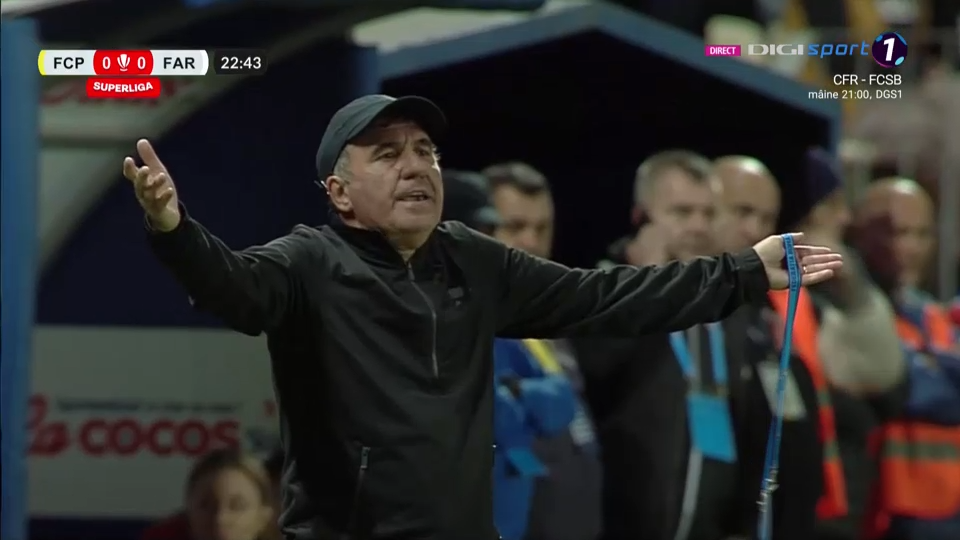 Conflict pe teren între Alibec și coechipierul Grigoryan! Hagi și arbitrul au intervenit_10