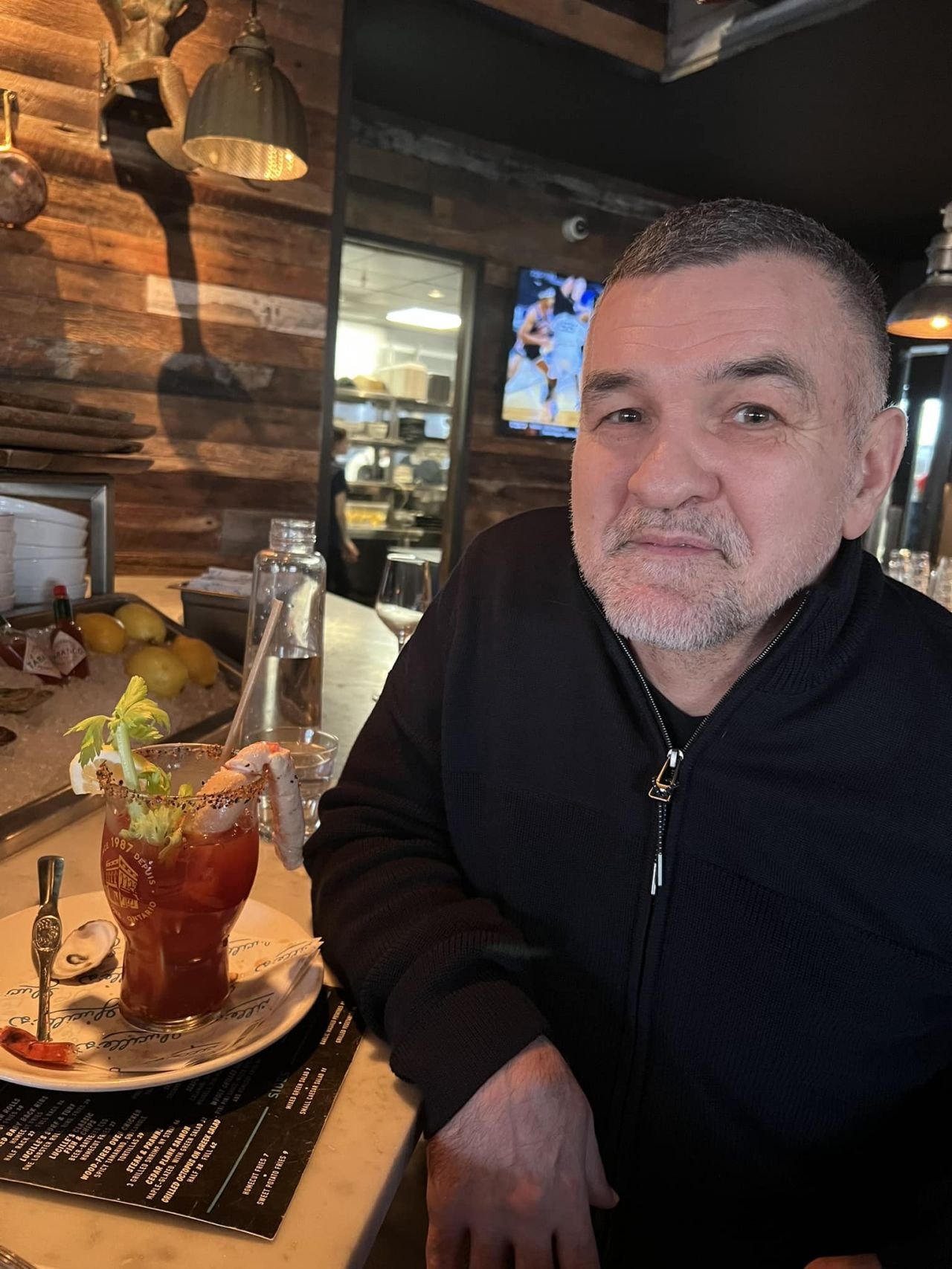 Viața lui Leonard Doroftei în Canada: ”Erau zile când nu mâncam, mă dureau mâinile”. Îi trimitea ”târâș, dar fericiți” acasă pe canadieni_2