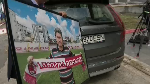 Băluță, în lacrimi lângă sicriul lui Gigi Mulțescu: 