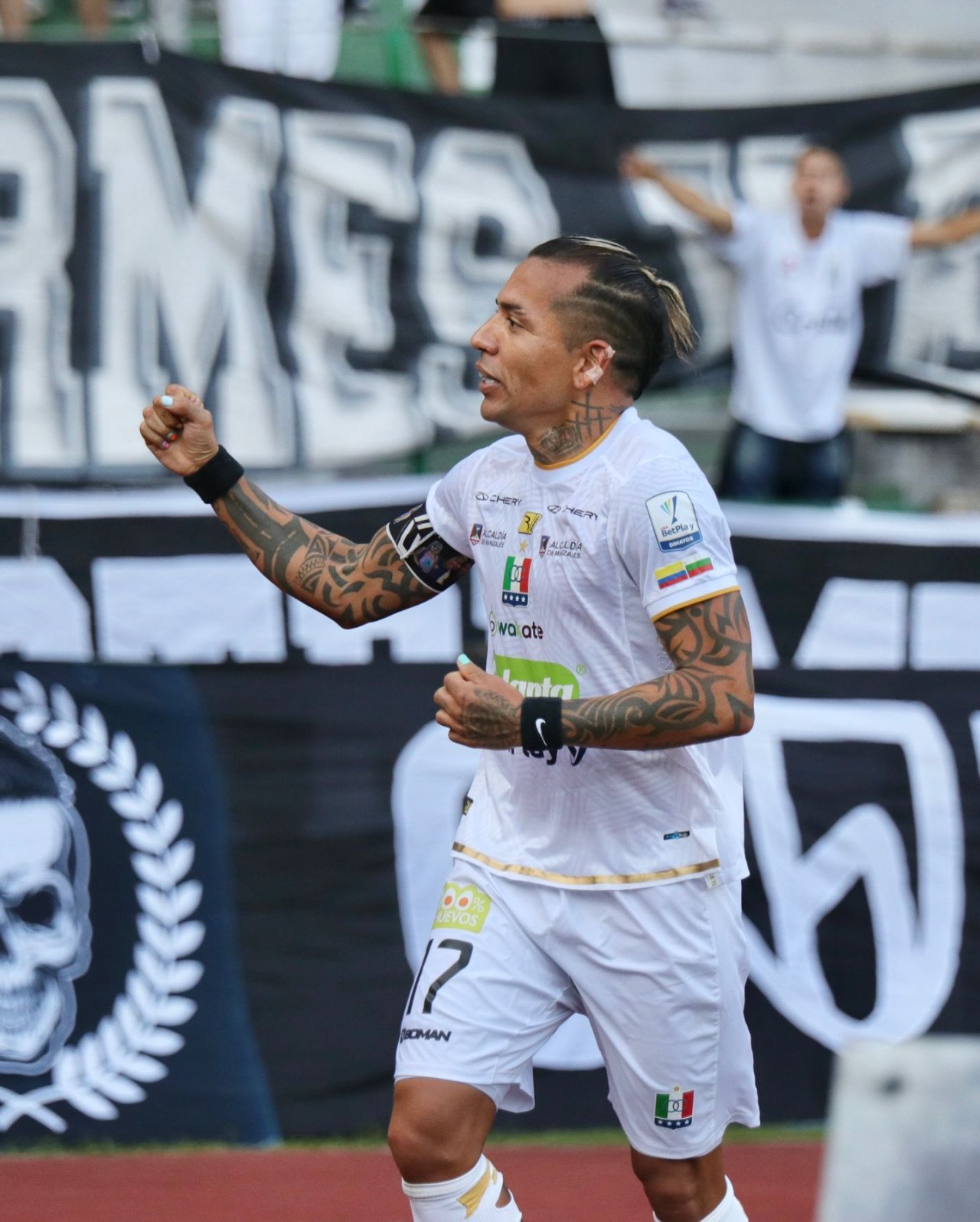 Dayro Moreno și-a sărbătorit cei 39 de ani cu niște bijuterii: două goluri și o pasă decisivă! Este la cinci reușite de recordul mondial_3