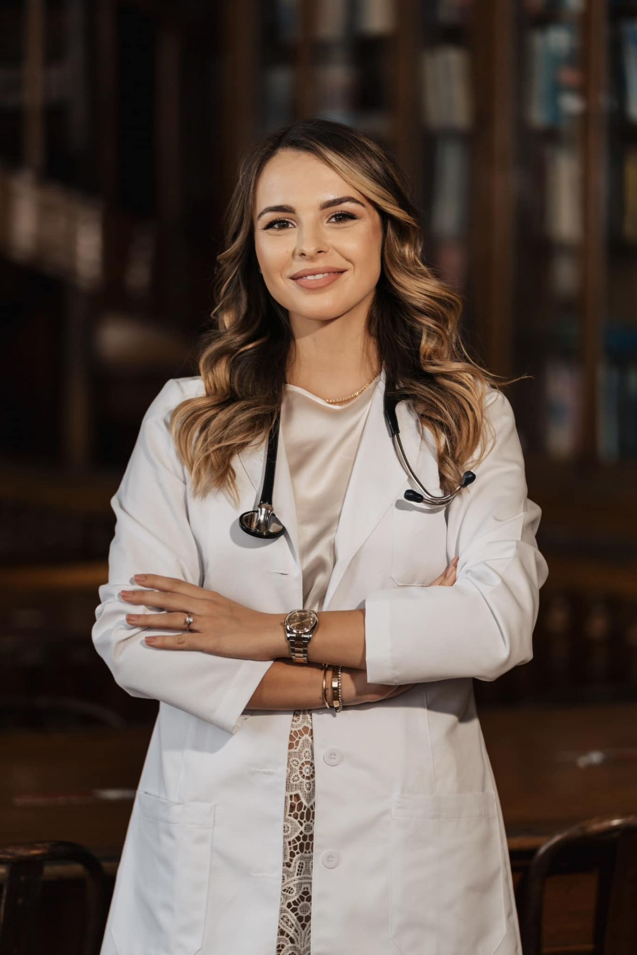 Reconversie profesională senzațională pentru o fostă tenismenă valoroasă din România: a devenit medic chirurg!_8