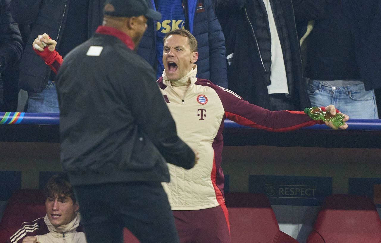 Neuer Ce Faci Portarul Lui Bayern A Oferit Imaginea Serii In Macelul Din Ucl Iar La Pauza A Fost Schimbat 9