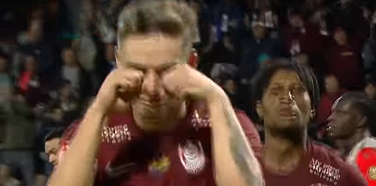 Mesaje oribile primite de Louis Munteanu. Val de jigniri și amenințări după meciul cu FCSB_11
